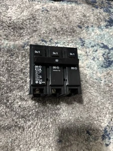 3 Pole 60 Amp EATON Plug In Breaker - Picture 1 of 3
