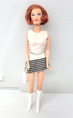 Vintage 1995 Integrity Toys Red-Head Fashion Doll • Short Red Hair •Collectable. - Image 1 of 4