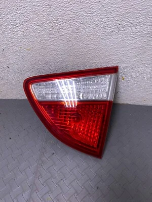2007 to 2012 Hyundai Veracruz Right Passenger RH Inner Tail Light OEM A4240 PS - Image 1 of 4