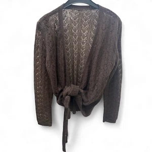 Strickjacke Braun Gr M Häkeloptik Bindegürtel Offen Weich Longsleeve Elegant - Bild 1 von 3