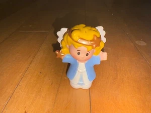 Fisher Price Statuina Angelo Ricambio Natività Piccolo Popolo - Foto 1 di 3