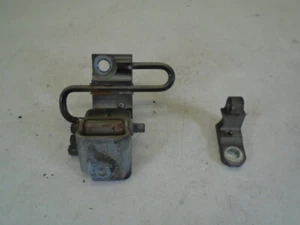 VOLKSWAGEN POLO S E4 3 SOHC 2002-2007 FRONT DOOR HINGES PASSENGER SIDE - Picture 1 of 5