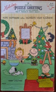 VTG HALLMARK CHRISTMAS PUZZLE GREETING CARD ENVELOPE Peanuts Snoopy CharlieBrown - Picture 1 of 2