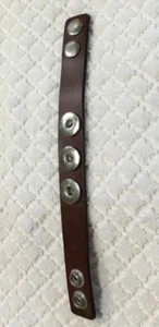 druckknopf schmuck lederarmbänder hält 3 Druckknöpfe  - Bild 1 von 1