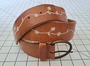 Abercrombie & Fitch Womens Western Belt Medium Brown Leather Cowboy Embroidered - Picture 1 of 13