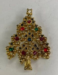 Vtg Holiday Christmas Tree Gold Time w/Round Multicolor Rhinestones Brooch Pin - Picture 1 of 3