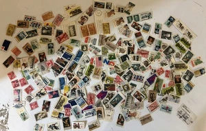 Lot/Collection of 200+ Used US stamps– 6 cent - Picture 1 of 1