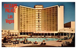 LAS VEGAS NEVADA CAESARS PALACE HOTEL & SWIMMING POOL VINTAGE POSTCARD - Picture 1 of 2