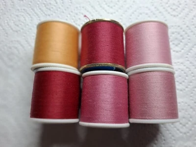 6 x Nähgarn von Dual Duty, verschiedene Farben. - Bild 1 von 3