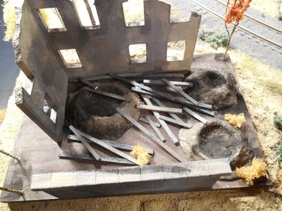 HO Minitanks Custom Detailed Hand Painted Bombed Out Building - Image 1 of 3