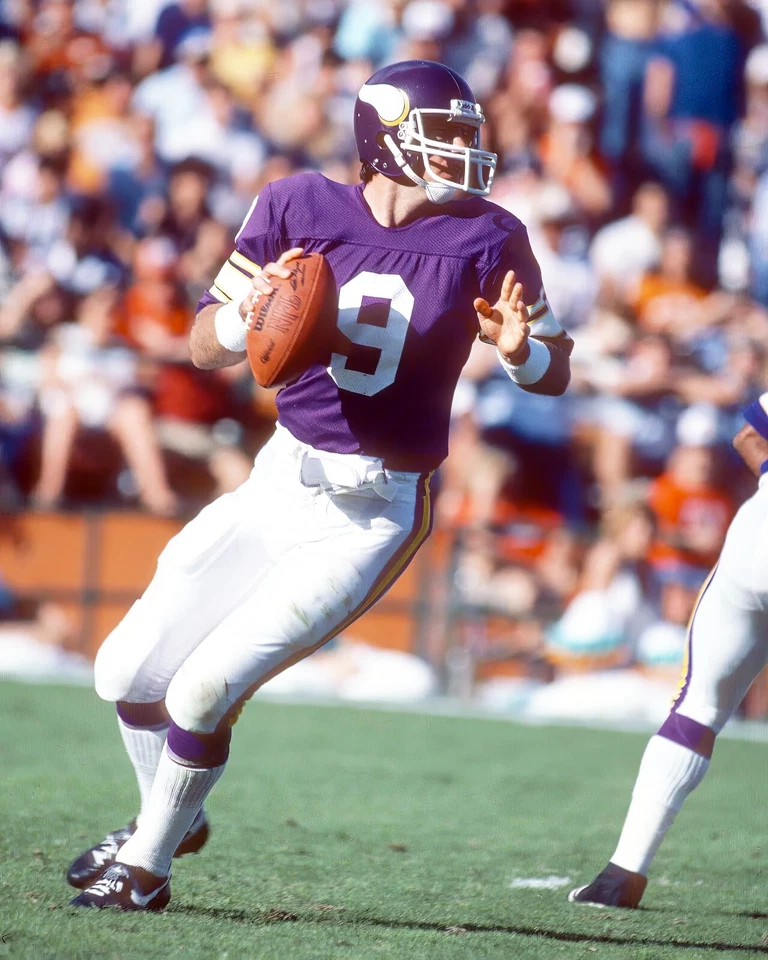 Impresión fotográfica brillante Tommy Kramer #9 Minnesota Vikings NFL 8"X10" 11-QQQ Foto 1 de 1