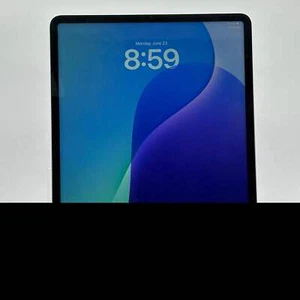 WiFi Only Apple iPad Pro 12.9" 6th Gen 1TB 18.5 SILVER MNXX3LL/A - Picture 1 of 4