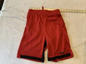 Nike Shorts Youth Size Large SKU 2606 - Picture 1 of 4