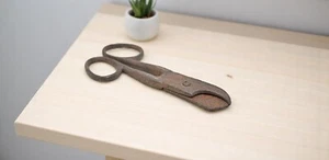 Antique Iron Small Scissors Original Old Hand Crafted - Picture 1 of 5