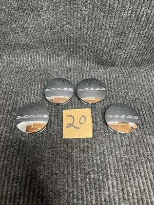 Dodge Caravan Journey Charger 2011-21 2,5" cromo OEM TAPAS CENTRALES JUEGO 1SK35TRMAA Foto 1 de 4