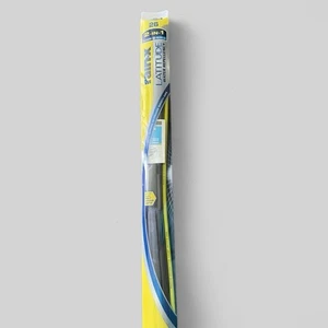 Rain-X Latitude 5079281 - Windshield Wiper Blade, 26 Inch, 2 In 1 Clears & Repe - Picture 1 of 2
