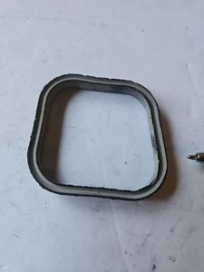 Genuine Evinrude Johnson OMC Rubber Exhaust Seal/ Gasket 318996 NOS OMC76 - Bild 1 von 3