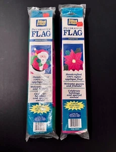 2er Set Im Wind Deko Flagge 1999 Weihnachtsmann winkend/Weihnachtsstern 28"x40" Neu aus altem Lagerbestand - Bild 1 von 8