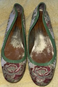 Vintage Saks Fifth Avenue Floral Gold Brocade Baller Flats Made In Italy LOW $ - Picture 1 of 17