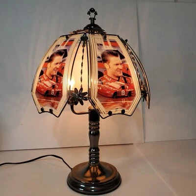 Lámpara táctil de 3 vías Dale Earnhardt Jr de colección vidrio 6 paneles Nascar hombre cueva  Foto 1 de 4