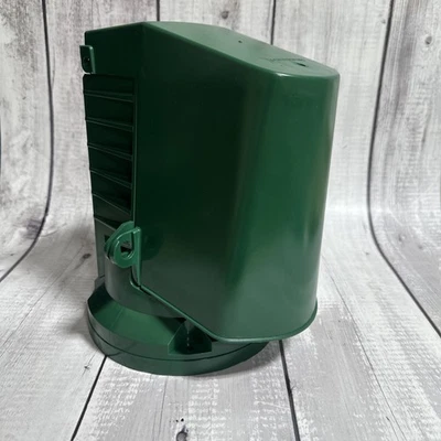 Intermatic WP2000 1-Gang Vertical Hinge 2-1/2 Inch Green Flexible Guard Outlet - Image 1 of 4