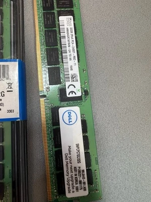 SNPCPC7GC/32G DELL 32GB (1X32GB) 2RX4 PC4-2400T RDIMM MEMORY - Image 1 of 4