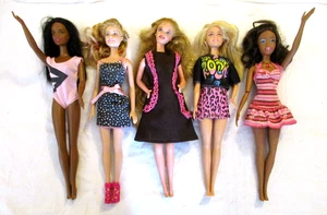 Menge 5 lose Barbie Puppen ~ Mattel ~ gekleidet in rosa/schwarz ~ gut-TLC ~ Lot FF - Bild 1 von 9