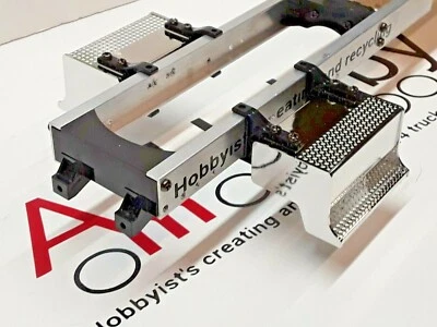 1/14 Tamiya King Hauler LKW 56301, Trittbretter (Schritte) L&Ŕ, montiert  - Bild 1 von 4