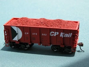 IRON ORE LOAD (Multi-Hump) - Fits Athearn & Roundhouse 26 Foot LOW-SIDE Ore Cars - Imagen 1 de 12
