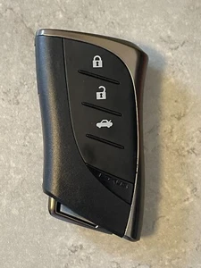 AFTERMARKET Fit Smart Keyless Schlüsselanhänger für UK/EU Lexus RX NX RC Klinge 3 Tasten - Bild 1 von 5
