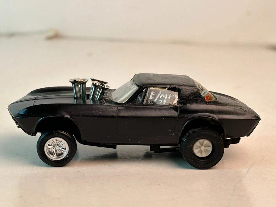 AMT, Lindberg, MPC 1:43 Scale? 1967 Corvette Drag Car Model Kit - Image 1 of 4