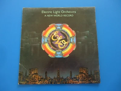 Electric Light Orchestra New Worlds Record LP (1976) UA-LA679-G - Image 1 of 3