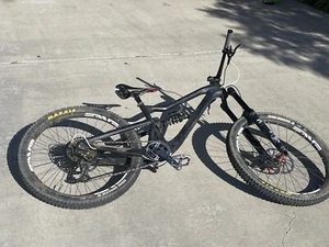 Full Suspension Mountain Bike CARBON FRAME ENDURO 12 speed - Picture 1 of 1