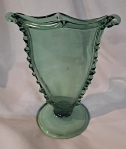 Vaso in vetro artistico italiano vintage unico bordi smerlati verde - Foto 1 di 17