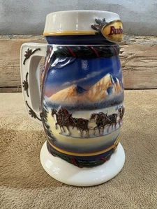 1999 2000 Budweiser Holiday Stein Holiday In The Mountains CS416 - Picture 1 of 10