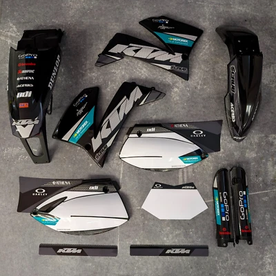 Plásticos + Gráficos KTM LC4 SMC 620-660 1999-2004 LED Luz Trasera incluida Foto 1 de 4