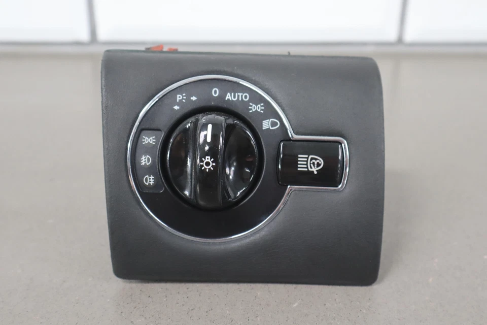 Переключатель фар 2007 Maybach 57 W240 (сломанные вкладки) A2405450004 - Изображение 1 из 4