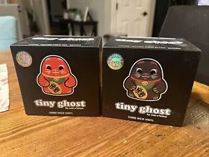 Bimtoy "Maneki Neko Red n Blk" Tiny Ghost Figur Limited Edition of 300 New Open - Bild 1 von 5