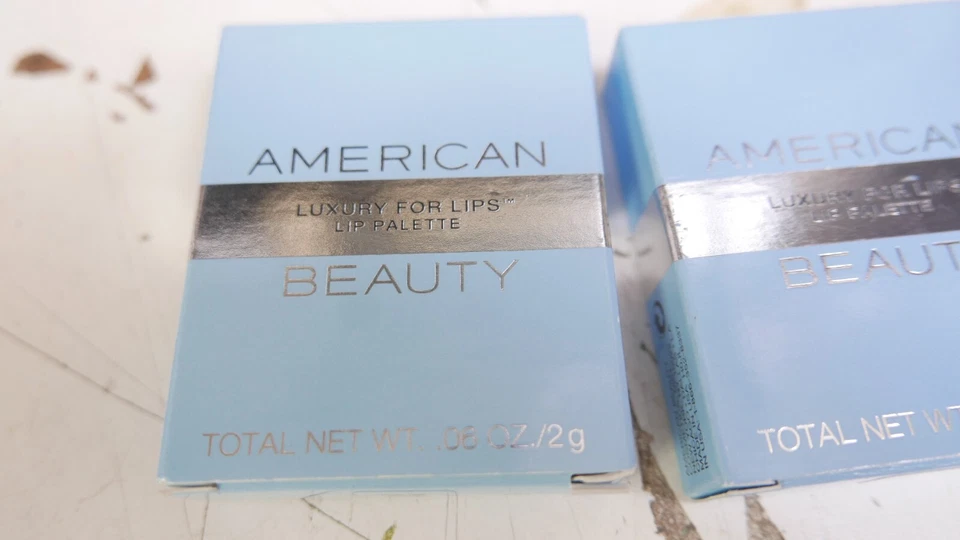 Lote de 3 paletas de labios American Beauty Luxury para labios violeta dorado/baya de Napa Foto 1 de 4