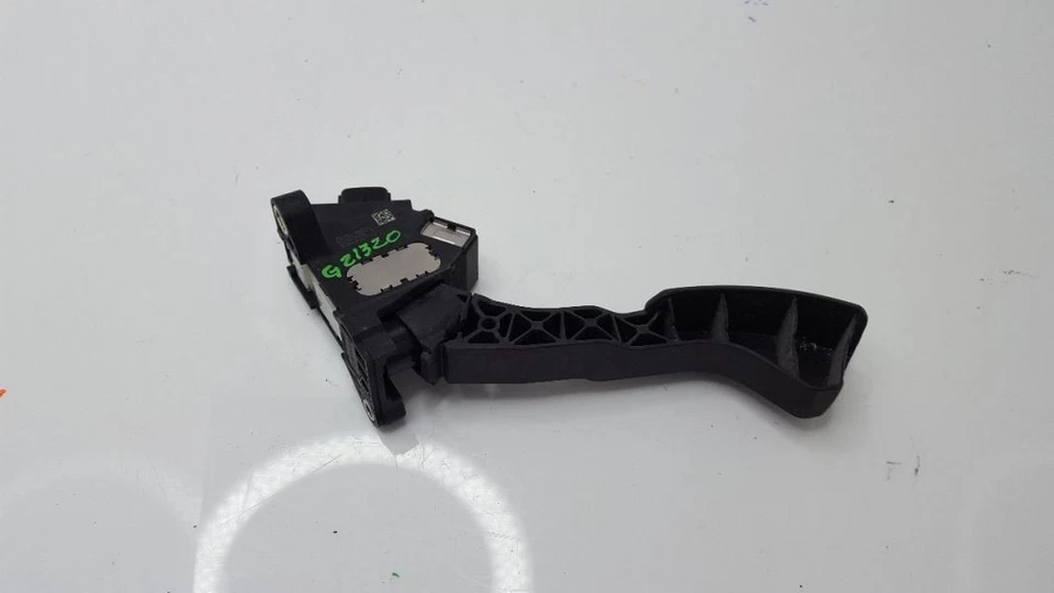 Acelerador pedal de acelerador con sensor TPS 2009 Toyota Rav4 Foto 1 de 4