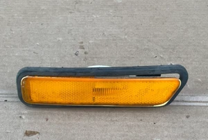 1988 Porsche 944 Front Left Side Bumper Marker Light - Picture 1 of 4