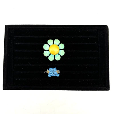 Lote de 2 pasadores de pelo vintage años 70 niñas gatitos de plástico metal margarita Foto 1 de 4