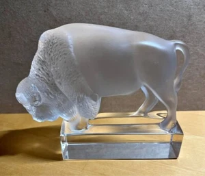 VINTAGE LALIQUE BÜFFEL BISON BRIEFBESCHWERER FIGUR FRANKREICH SIGNIERT - Bild 1 von 5