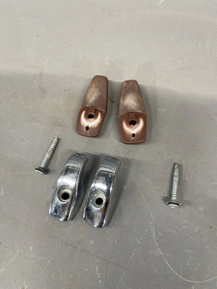 Cutlass Monte Carlo 1978-1987 techo regal ganchos interior moldura 442 Foto 1 de 4