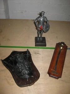 Conjunto de decoración de caballero de 3 piezas figura de caballero altura 26 cm imagen de pared de sable imagen de blindaje de pecho caballero - Imagen 1 de 1