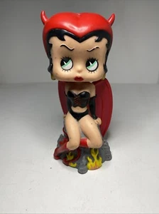 Funko Wacky Wobbler: Figura DEVIL BETTY BOOP Figura Cabeza de Bobble - Imagen 1 de 13