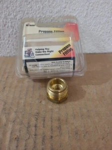 Mr. Heater 1"-20 Male Throwaway Cylinder Thread x 1/4 Female Pipe Thread - Bild 1 von 5