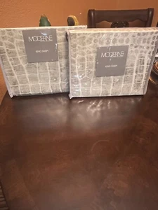 NOBLE EXCELLENCE MODERNE Animal Instinct LINEN Blend Safari King Shams Set of 2 - Picture 1 of 3