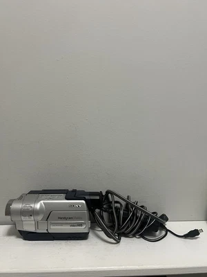 Videocámara Sony Handycam CCD-TRV118 NTSC Tape Hi8 con captura nocturna PROBADA FUNCIONANDO ✅ Foto 1 de 4
