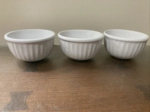 PRIMAGERA Portugal - Lot of 3 Small White Fluted Bowls - Picture 1 of 3